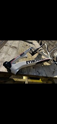 Merida ninty six carbon edition (size medium)