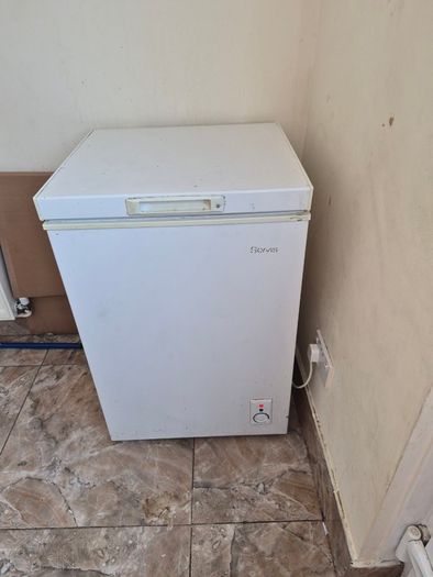 Chest freezer