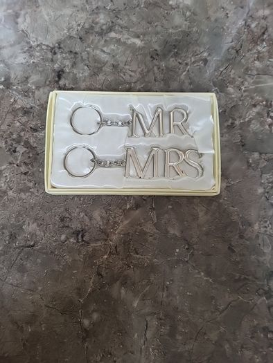 Mr & Mrs Keychains