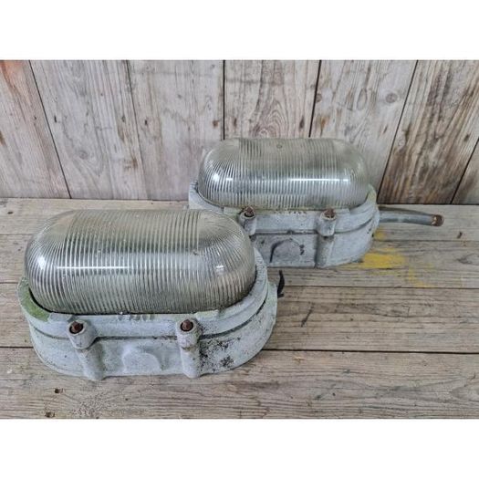 Bulkhead Light Pair KAS1291
