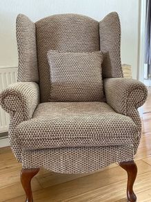 Suite of furniture