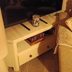 corner TV unit