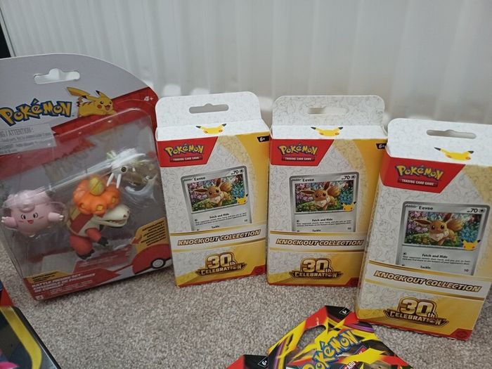 Pokemon collection 20 items
