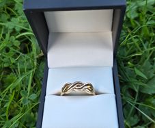 9ct Yellow Gold Celtic Style Band