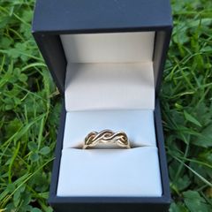 9ct Yellow Gold Celtic Style Band