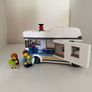 Lego City 60283 Holiday Camper Van Image 2