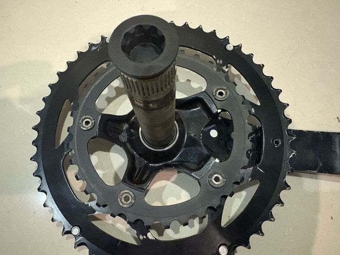 Shimano Sora crankset