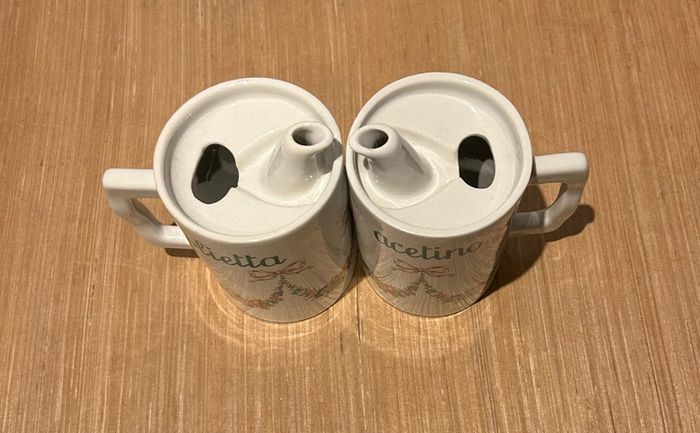 Set of Ceramic Ancienne Porcelaine Oil and Vinegar Dispensers