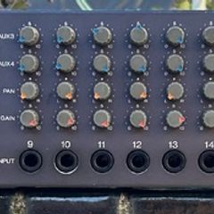 FOSTEX 16 Channel Line Mixer