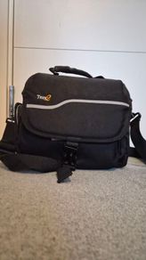 2 Camera bags