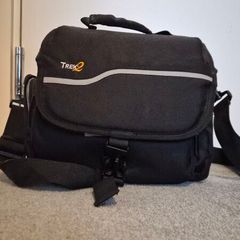 2 Camera bags
