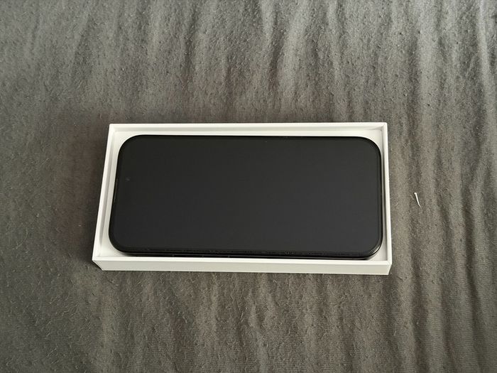 iPhone 16 pro 128GB