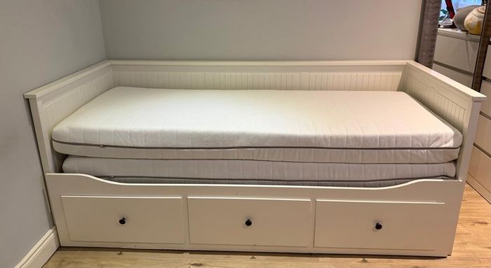 Hemnes drawer bed Ikea
