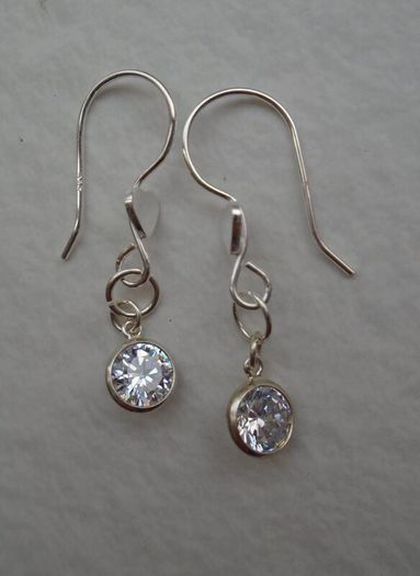 SilverCZ earrings,Drop earrings,New,Gift.Silver earrings