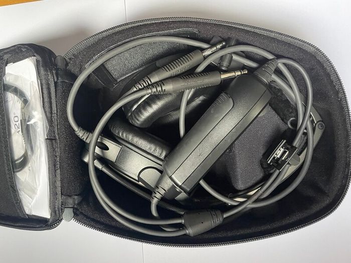 Bose A20 Aviation Headset