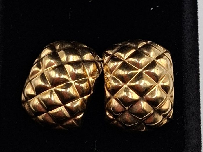 9ct yellow gold earrings