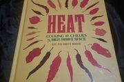 Heat: Cooking With Chillies, The Worlds Favourite Spice (Hardcover)