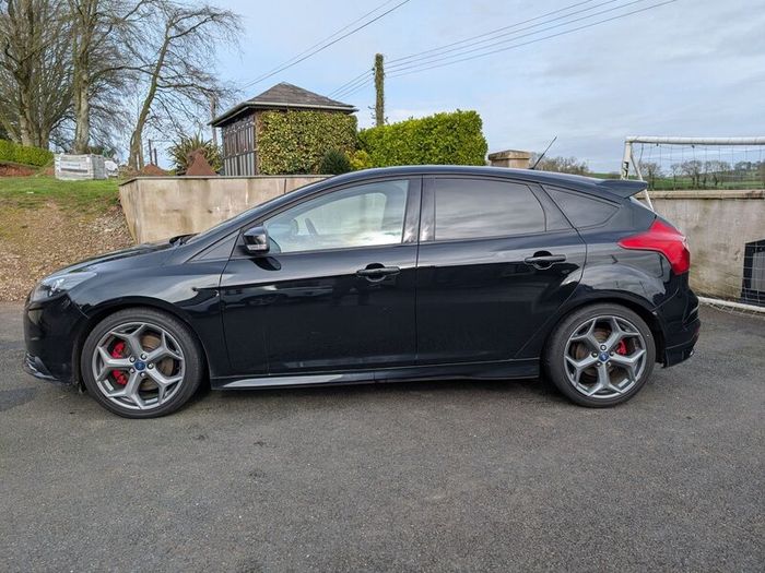 Ford Focus 2014 2.0 Turbo Petrol ST2 ST250