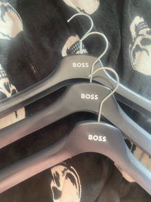 Hugo Boss Black Wide Plastic Suit Jacket Coat Hangers