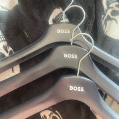 Hugo Boss Black Wide Plastic Suit Jacket Coat Hangers