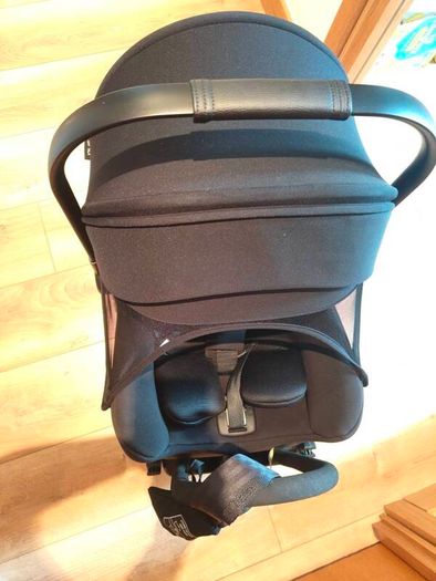 Bugaboo Turtle by Nuna car seat + Isofix base, excellent condition newborn
