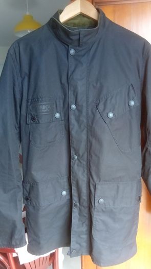 barbour international size L