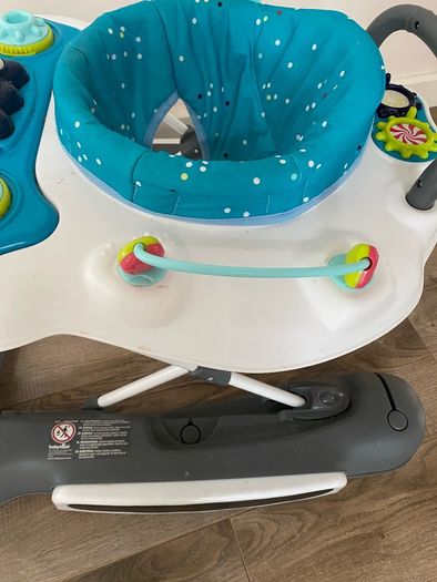 Babymoove walker/ New was 250 euro