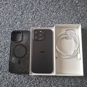 iPhone 16 Pro Max