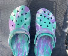 Used Iconic Crocs Comfort size W9 means UK 7