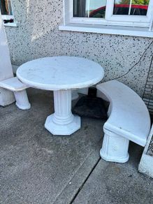 Cast cement table & 3 seats