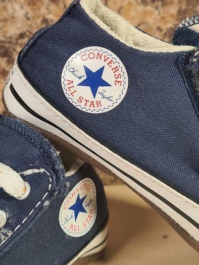 baby CONVERSE trainers runners shoes navy velcro fastened Size UK 3 EU 19  11.5cm infants