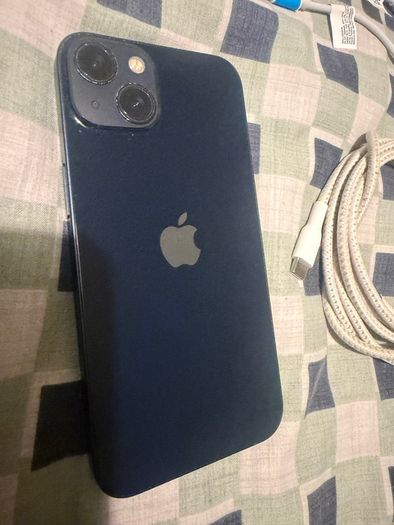 Phone iPhone 13