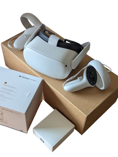 Meta oculus quest 2 - 64gb (A) + case & brand new Anker charger