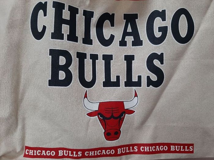 New Charigo bulls large cotton bag tag attached