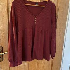 Burgundy top size size xl