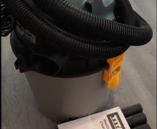 wet and dry vacuum cleaner Titan