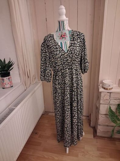 Dress Bnwt