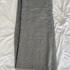 Linen Bundle 100% cotton herringbone throw