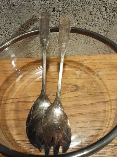 metal frame and glass  bowl