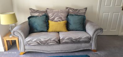 3  & 2 seater grey suite.  Will Deliver Nth Dublin