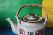 Tea pot