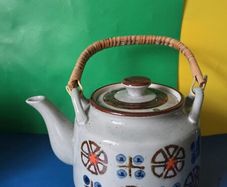 Tea pot