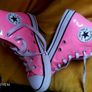 pink converse Image 2