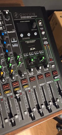 Mackie Pro fX 16 ONYX Mixer