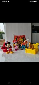 Disney Store Mickey Mouse Clubhouse House 4 figures and 3 furniture