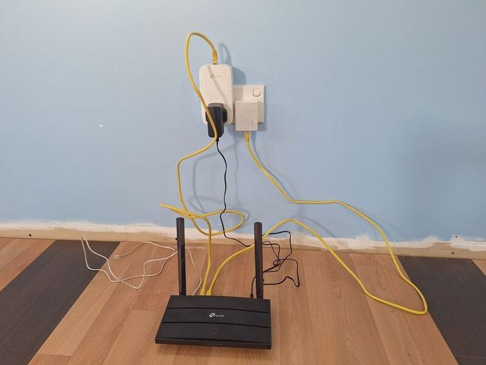TP-Link Router and Powerline Bundle