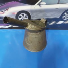 1 litre oil jug