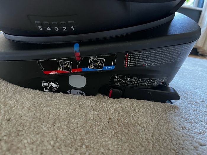 Joie 360 spin car seat