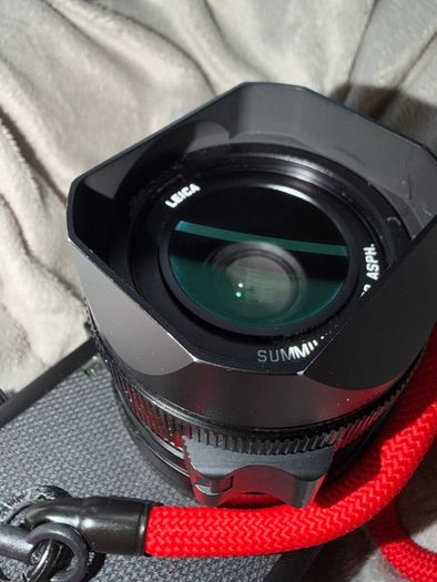leica q2 in excellent condition, used rarely, boxed
