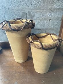 pair of pots